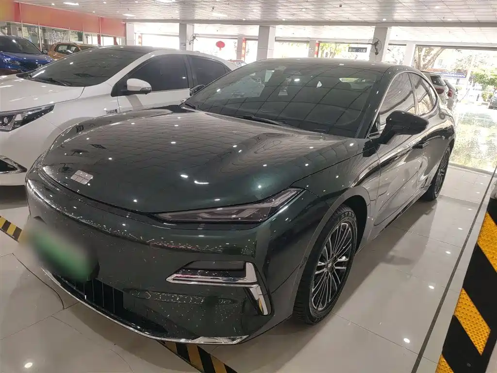 Galaxy Galaxy Xingyao 8 2025
