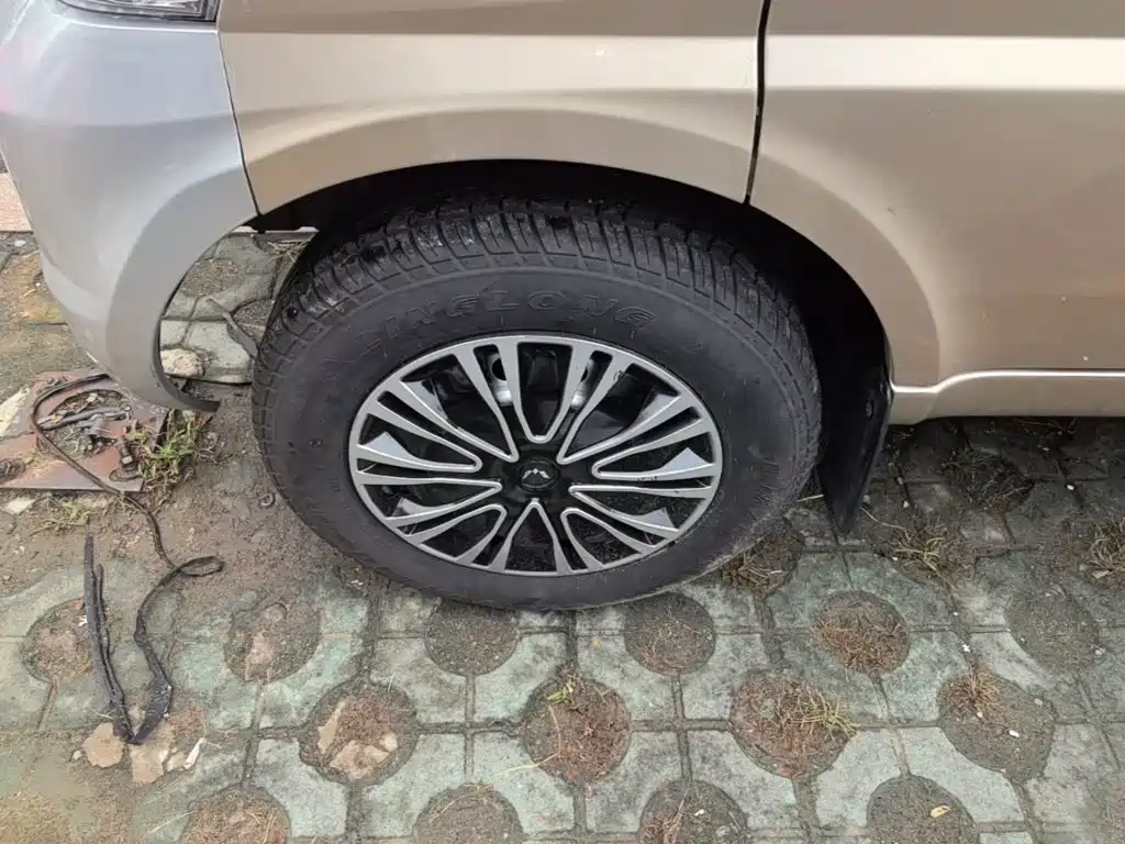 Wuling Rongguang — миниатюра 23