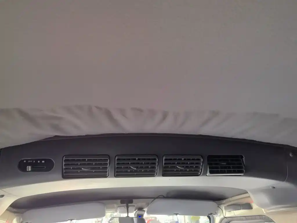 Wuling Rongguang — миниатюра 18