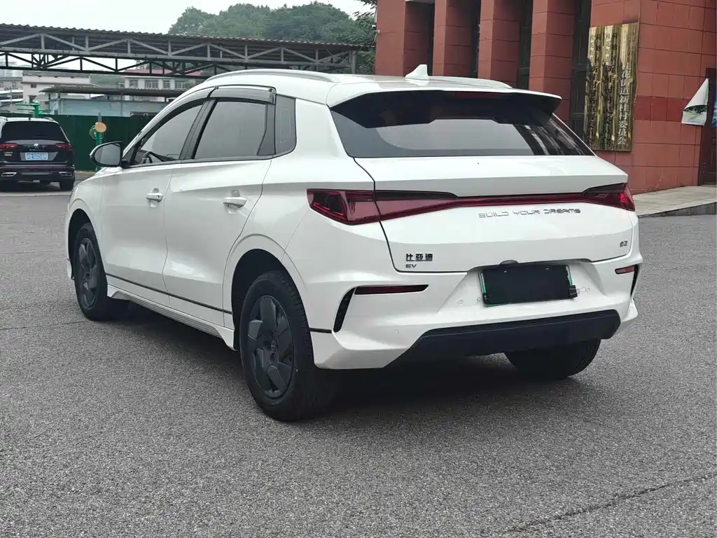 BYD e2 — миниатюра 9