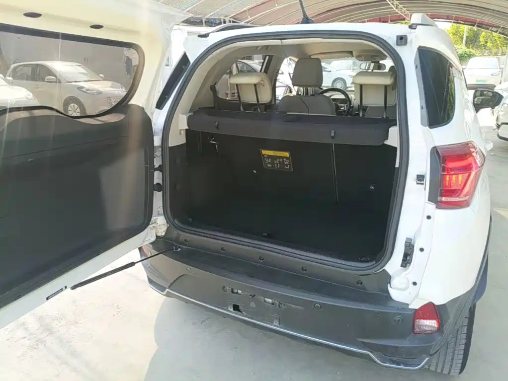 BYD Yuan Pro — миниатюра 19