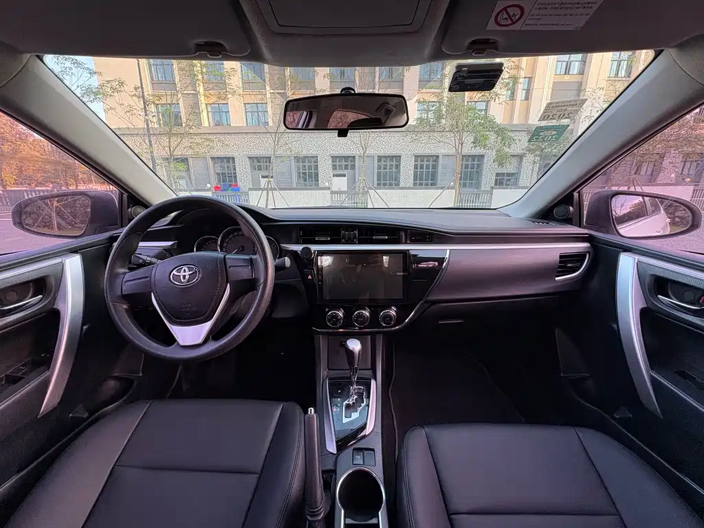 Toyota Corolla — миниатюра 5