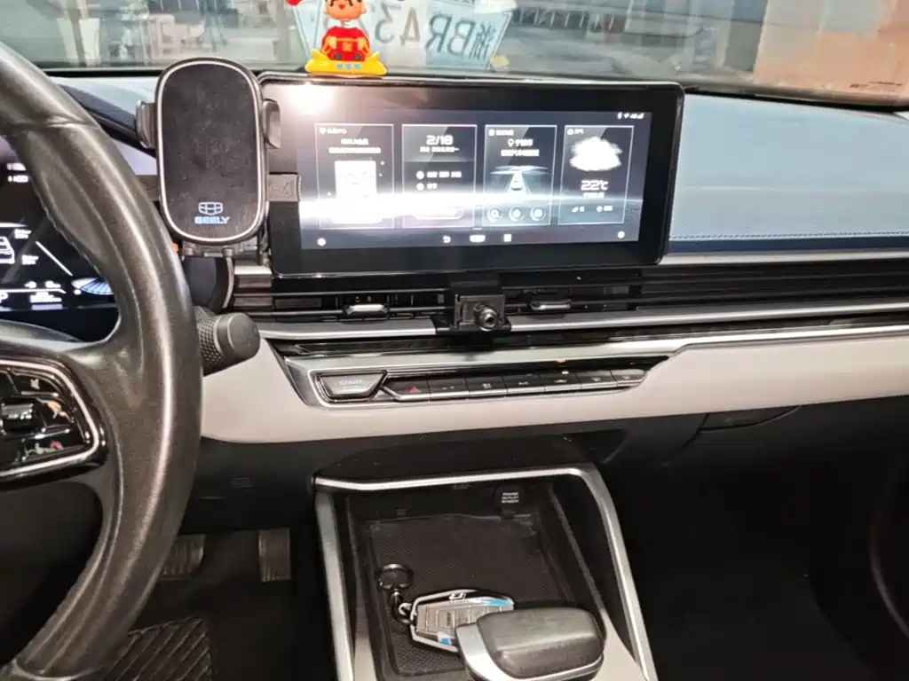 Geely Emgrand — миниатюра 13