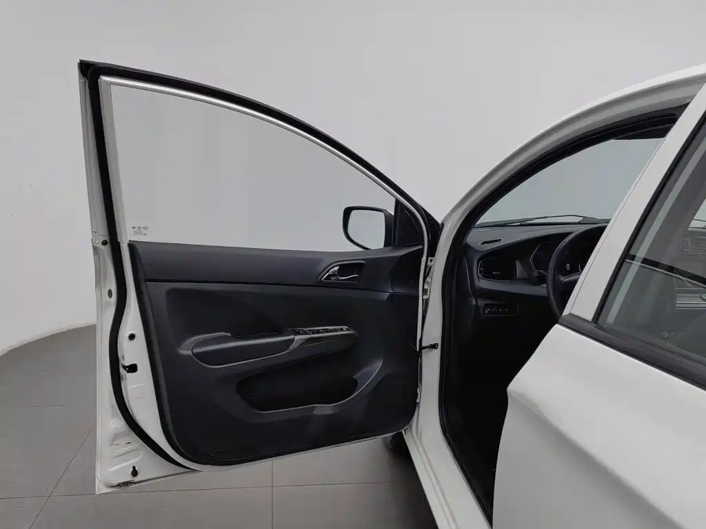 Haima Haima M3 — миниатюра 8