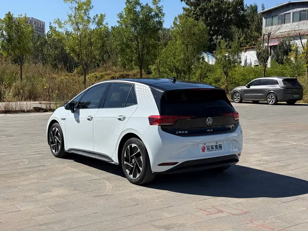 Volkswagen ID.3 — миниатюра 4