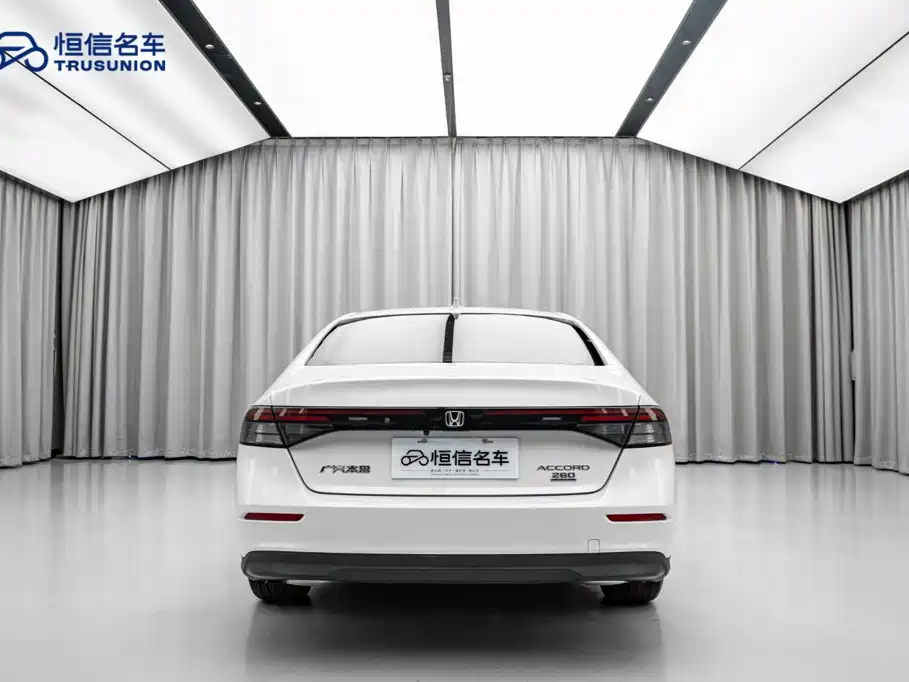 Honda Accord — миниатюра 10