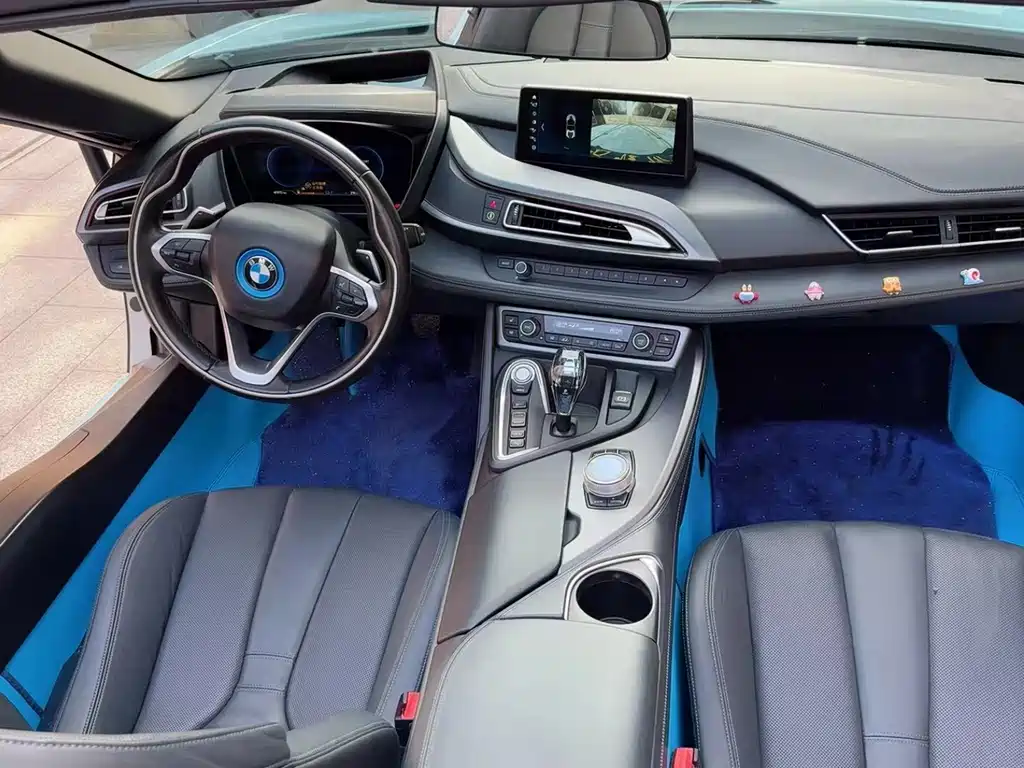 BMW i8 — миниатюра 7