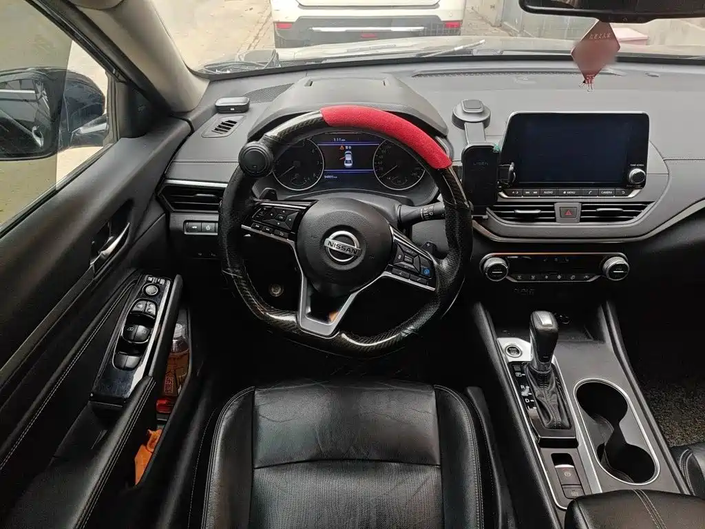 Nissan Teana — миниатюра 11