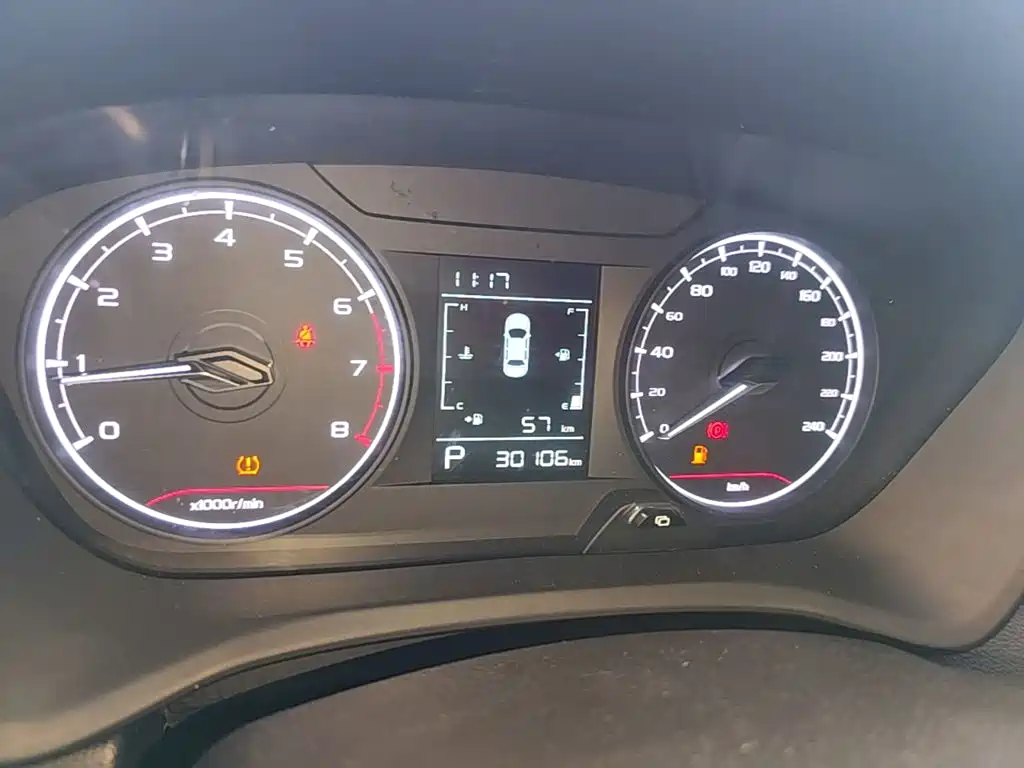 Geely Vision X3 — миниатюра 12
