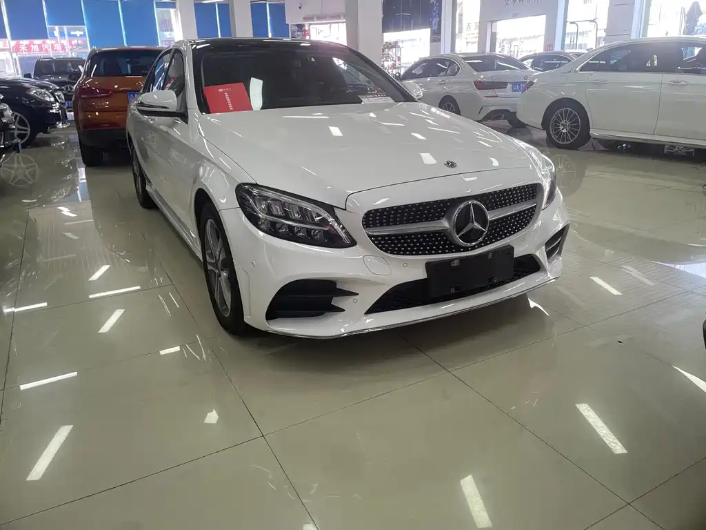Mercedes-Benz C-Class — миниатюра 2