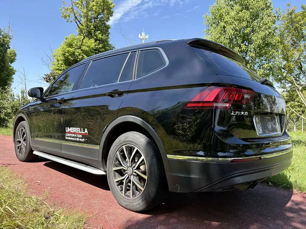 Volkswagen Tiguan L — миниатюра 4