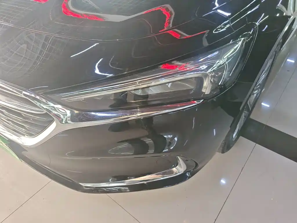 Buick LaCrosse — миниатюра 24