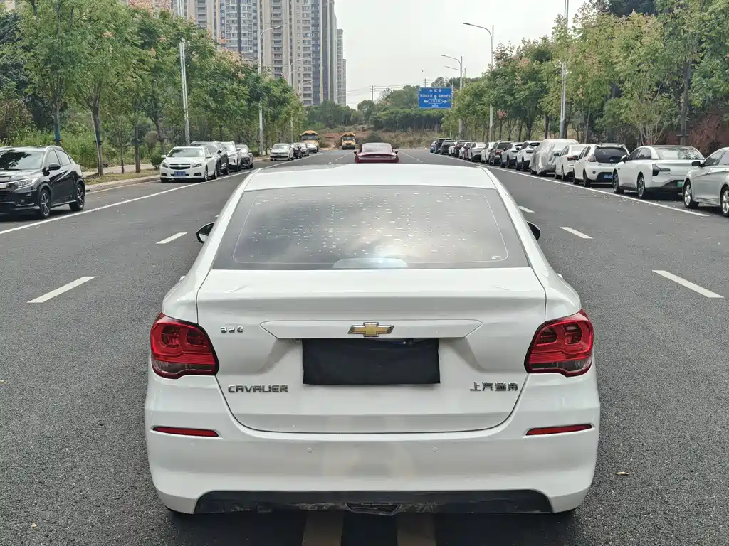 Chevrolet Cavalier — миниатюра 8
