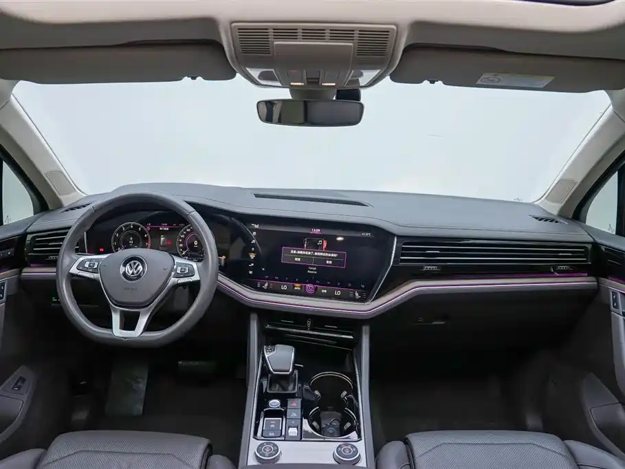 Volkswagen Touareg 2020 3.0TSI VI