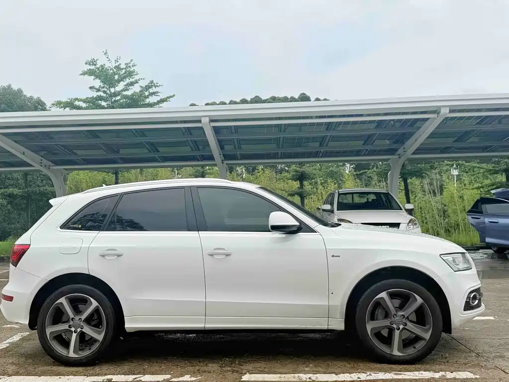 Audi Q5 2013 45 TFSI quattro Sport