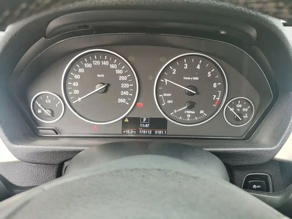 BMW 3 Series — миниатюра 12