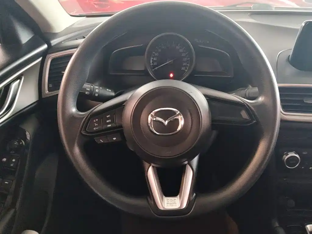 Mazda 3 Axela — миниатюра 11