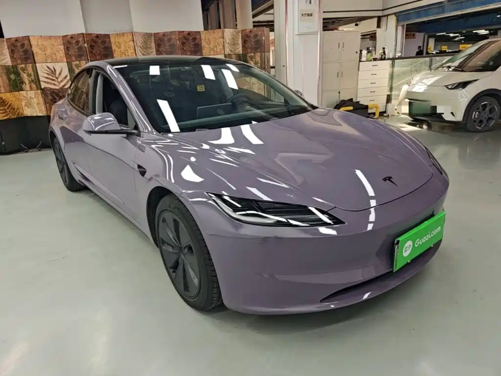 Tesla Model 3 — миниатюра 4