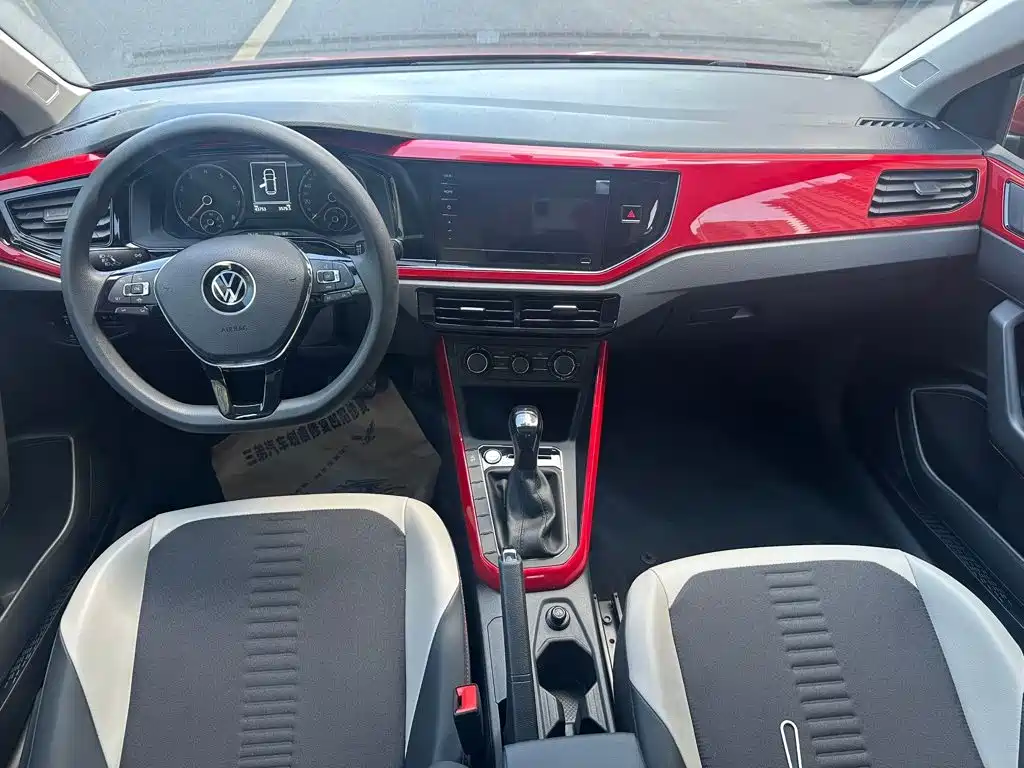 Volkswagen Polo — миниатюра 8