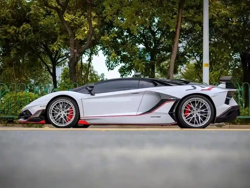 Lamborghini Aventador 2011 LP 700-4