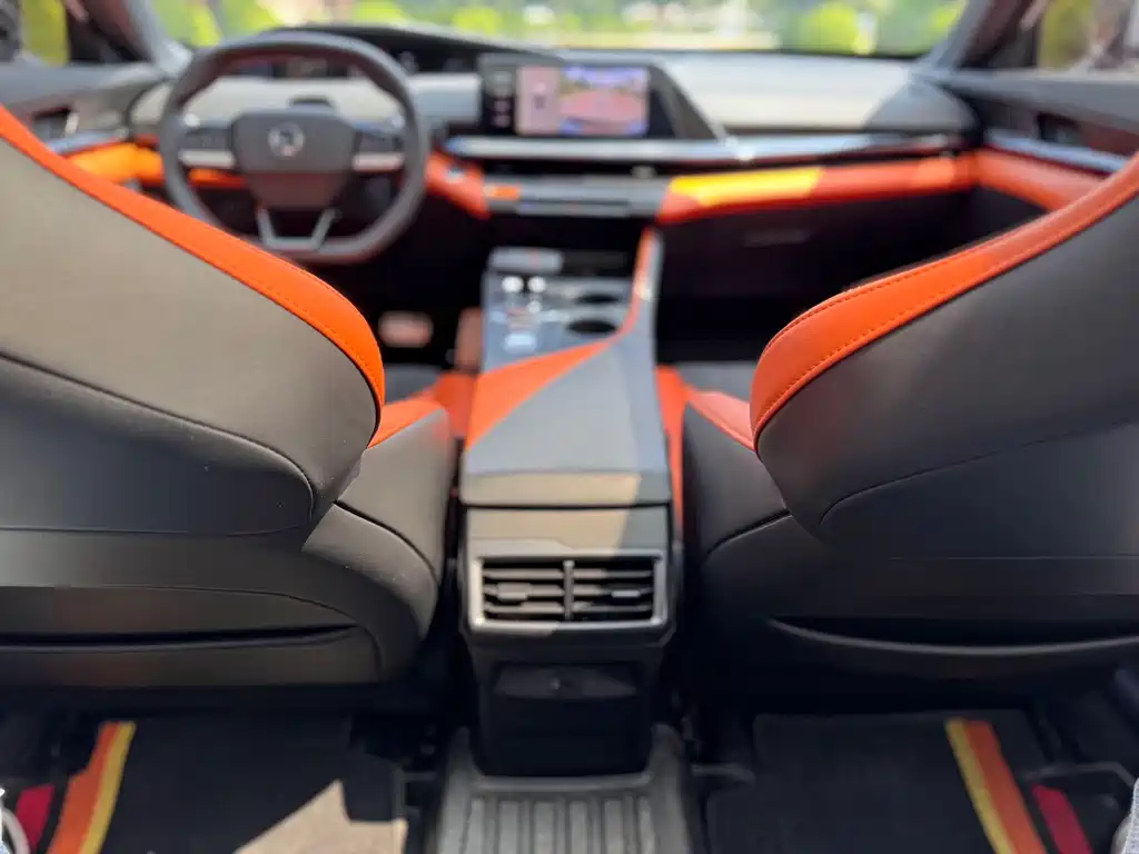 Changan UNI-V — миниатюра 18