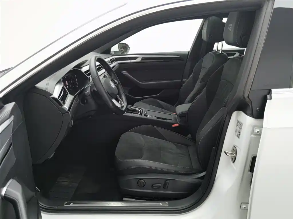 Volkswagen FAW - Passat CC CC 2023 330TSI