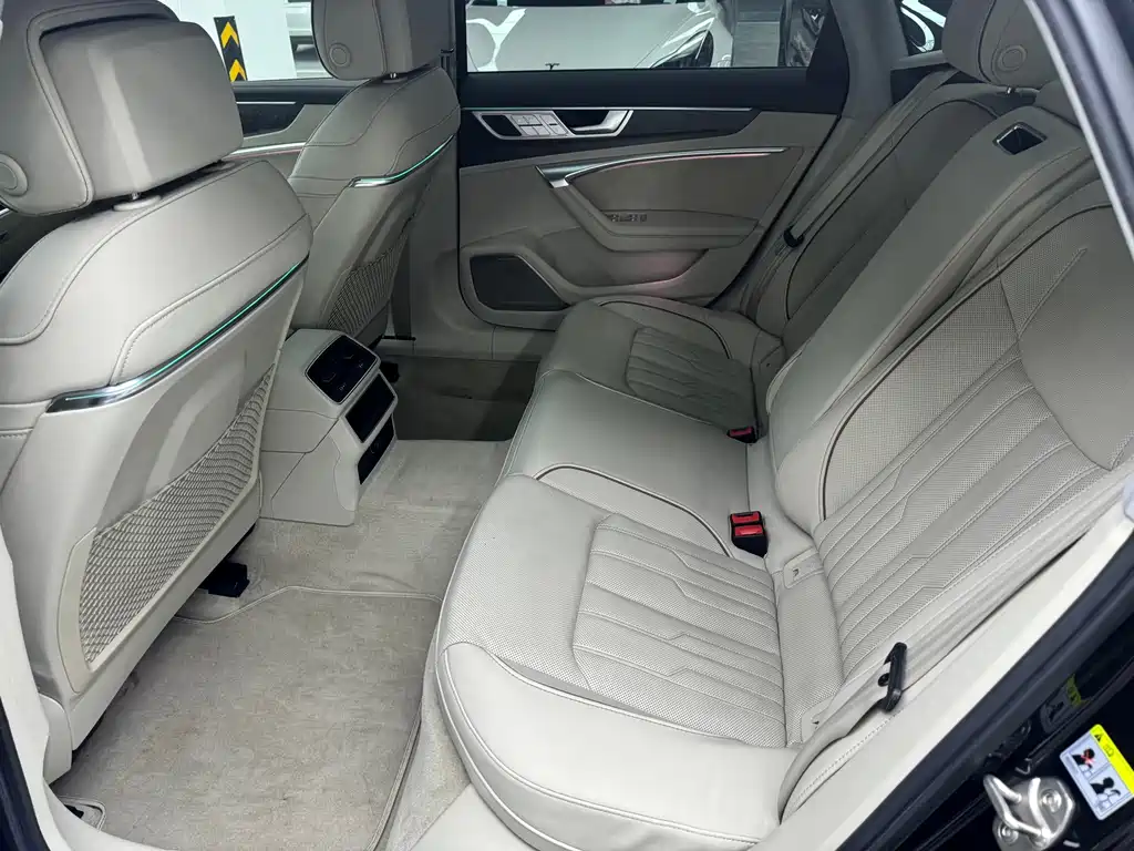 Audi A6L — миниатюра 8