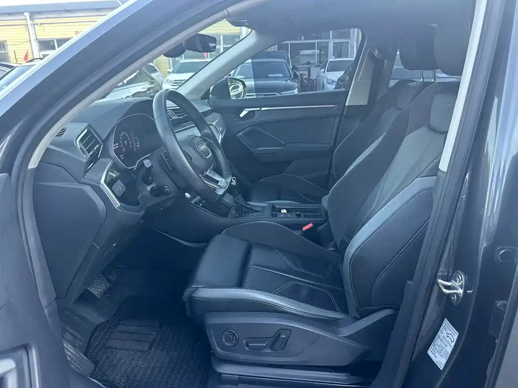 Audi Q3 Sportback — миниатюра 7