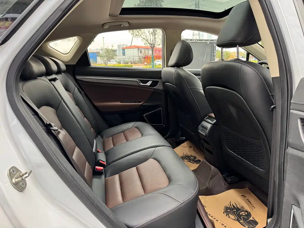 GEELY AUTOMOBILE EMGRAND GS