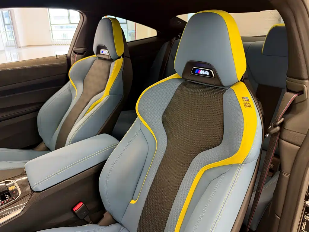BMW M4 — миниатюра 9