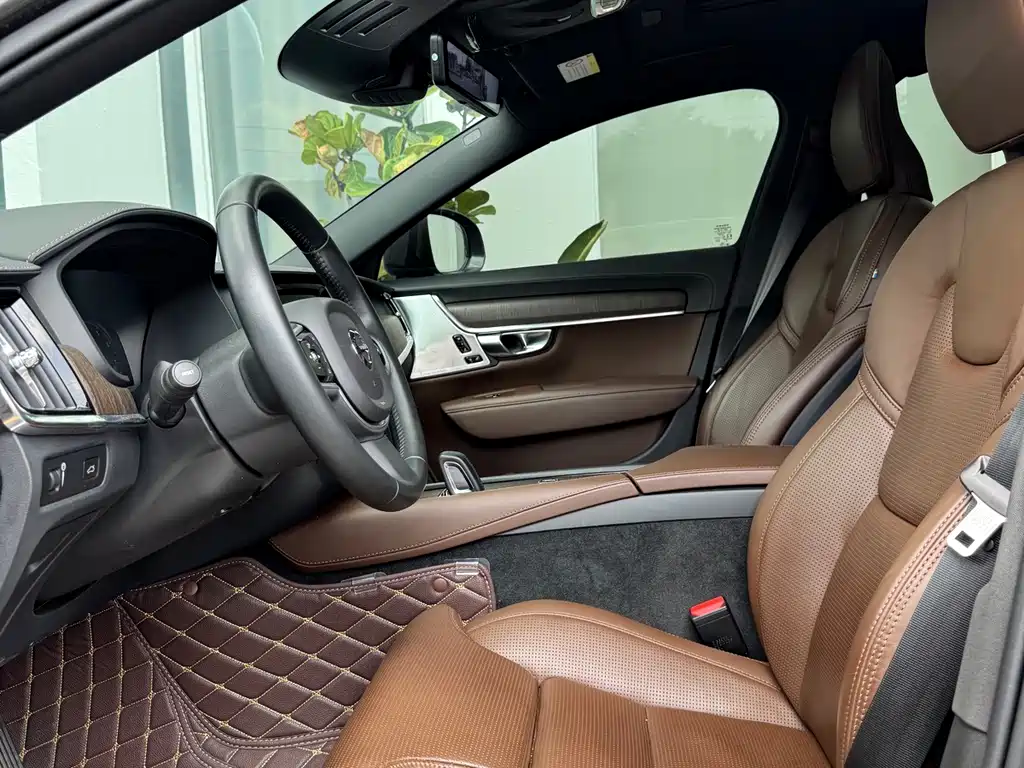 Volvo V90 — миниатюра 5