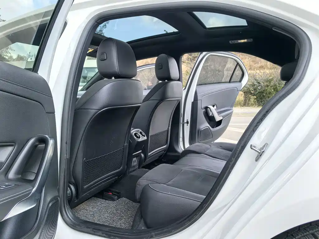 MERCEDES-BENZ A CLASS