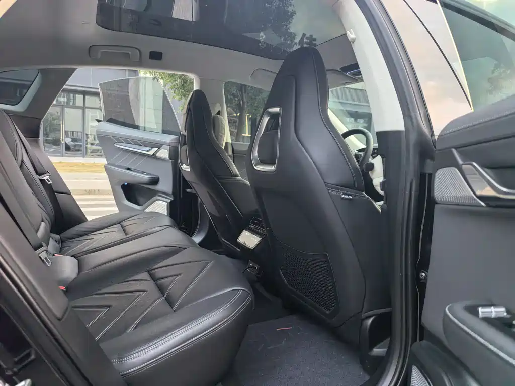 ZEEKR EXTREME KRYPTON 001