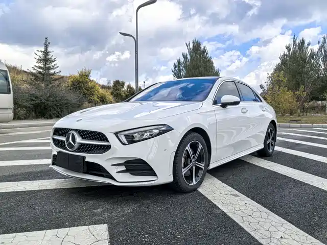 MERCEDES-BENZ A CLASS