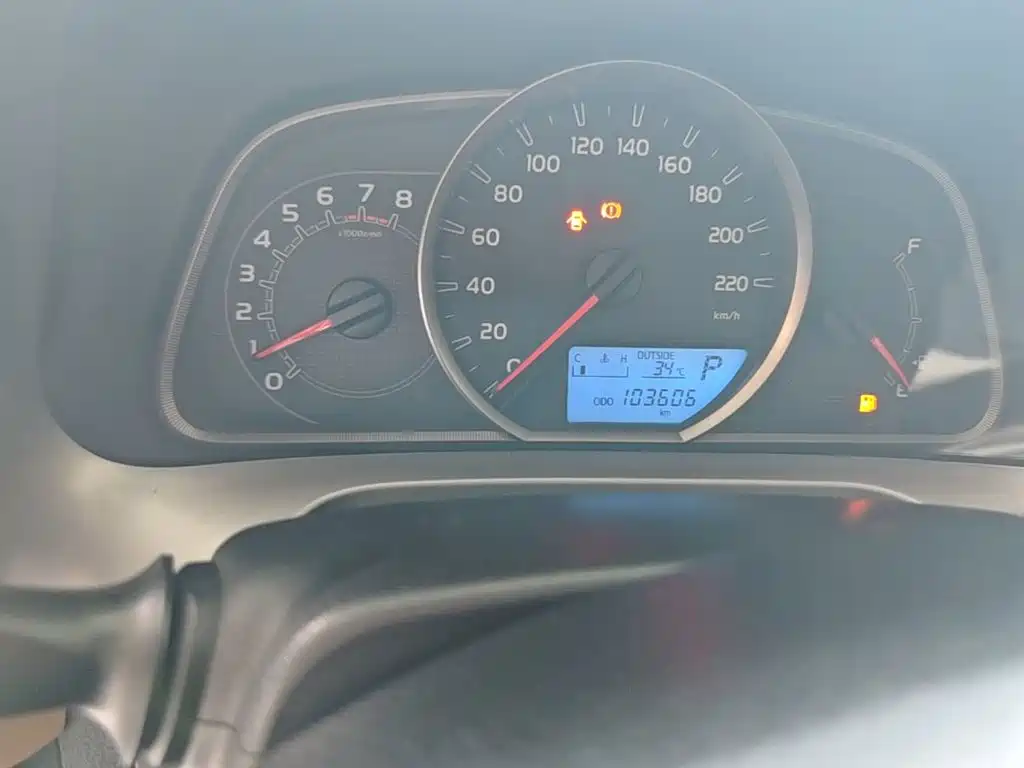 Toyota RAV4 — миниатюра 12