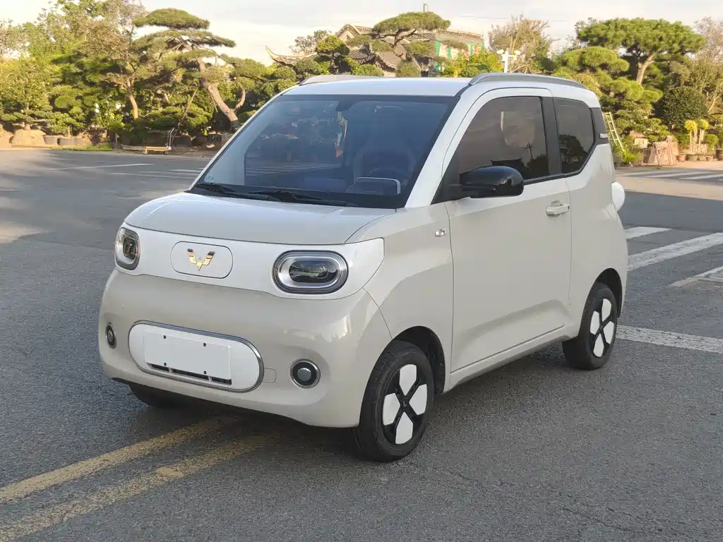 Wuling MINIEV