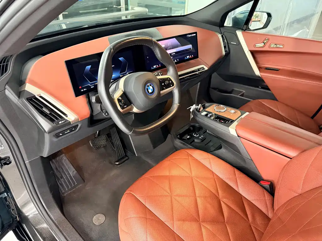 BMW iX — миниатюра 9