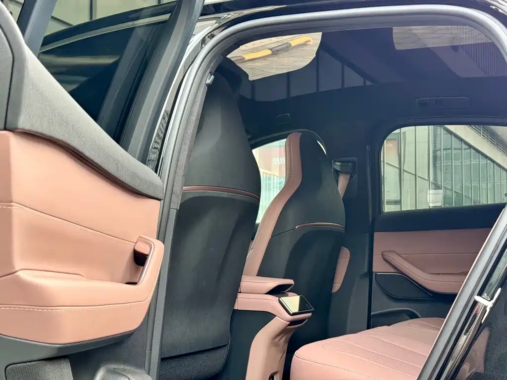 NIO EC6 — миниатюра 5