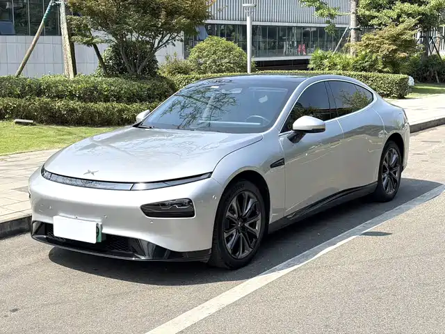 2022 Xpeng P7