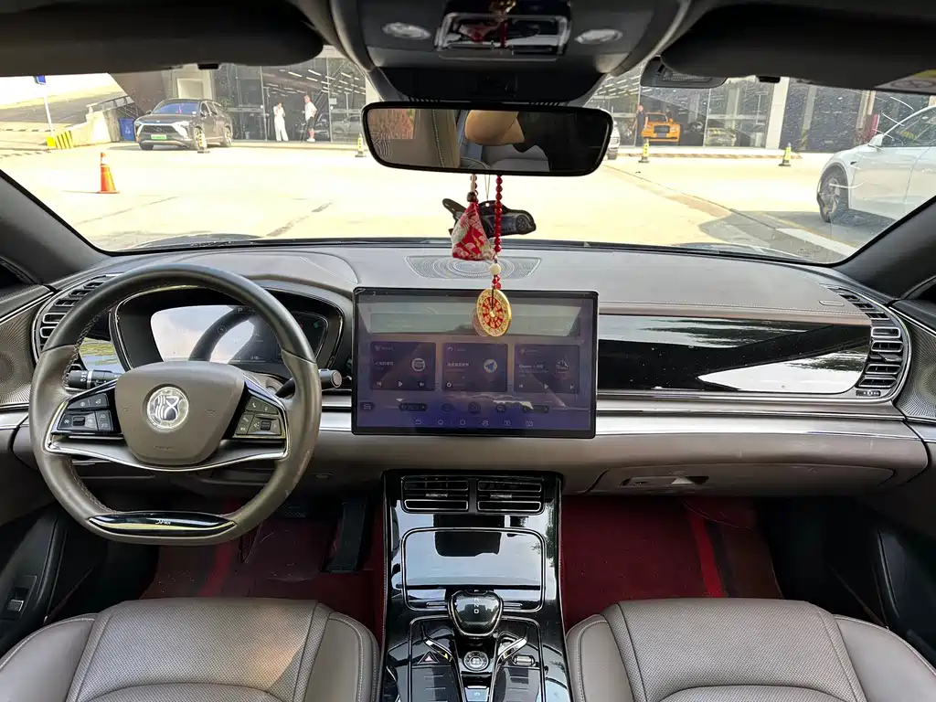 BYD Han — миниатюра 11