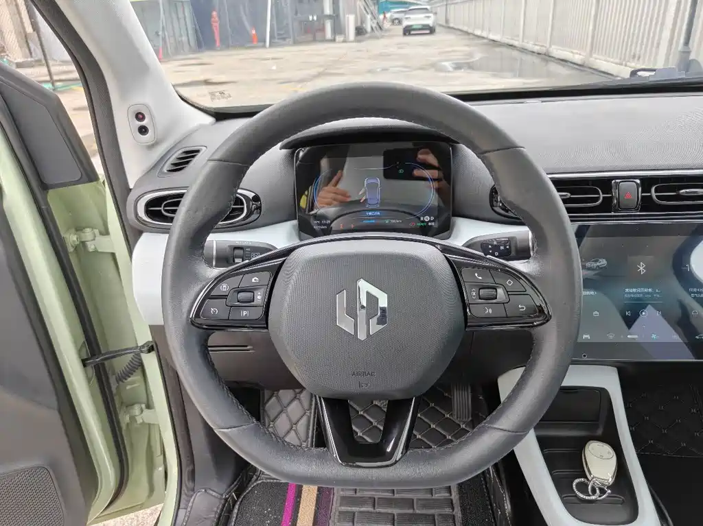 Leapmotor Leapmotor T03 — миниатюра 11