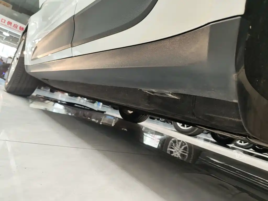 Porsche Macan — миниатюра 22