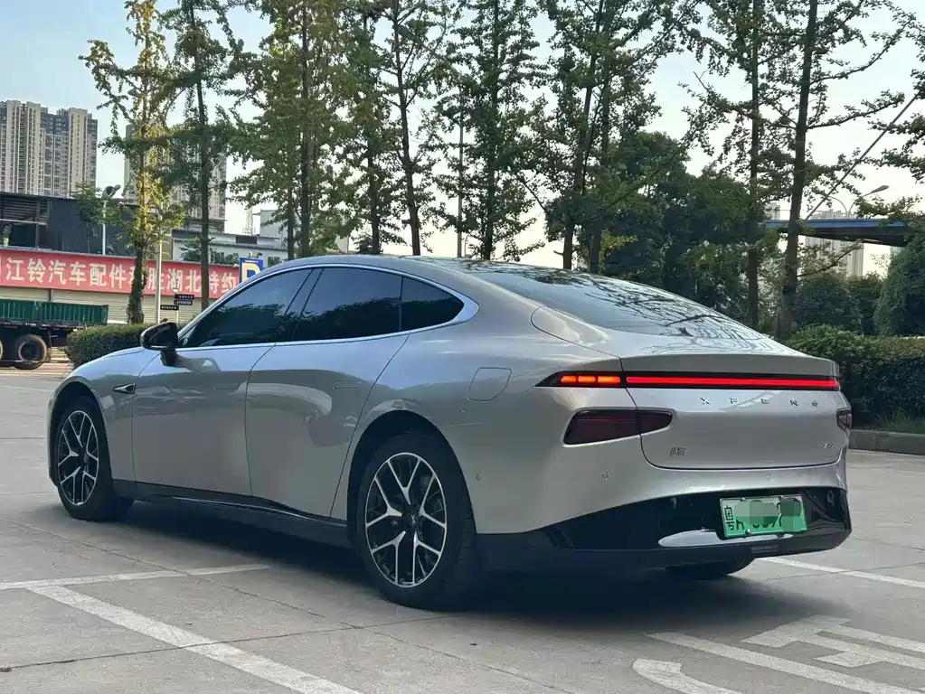 XPeng P7 — миниатюра 7