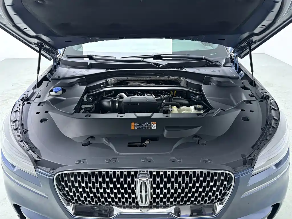Lincoln Aviator — миниатюра 8