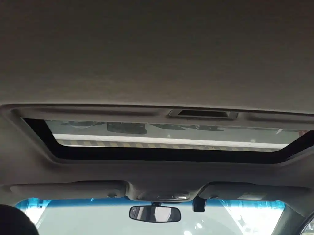Chevrolet Cavalier — миниатюра 18