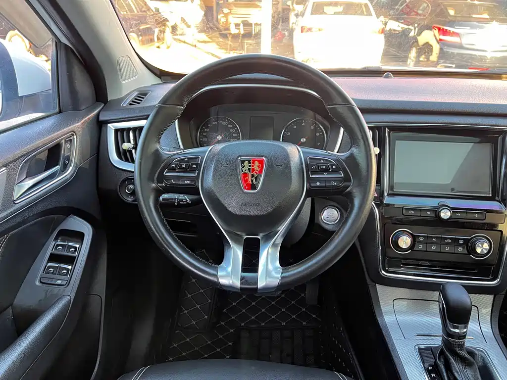 Roewe RX5 20T 2WD Auto Flagship Edition, фото 14