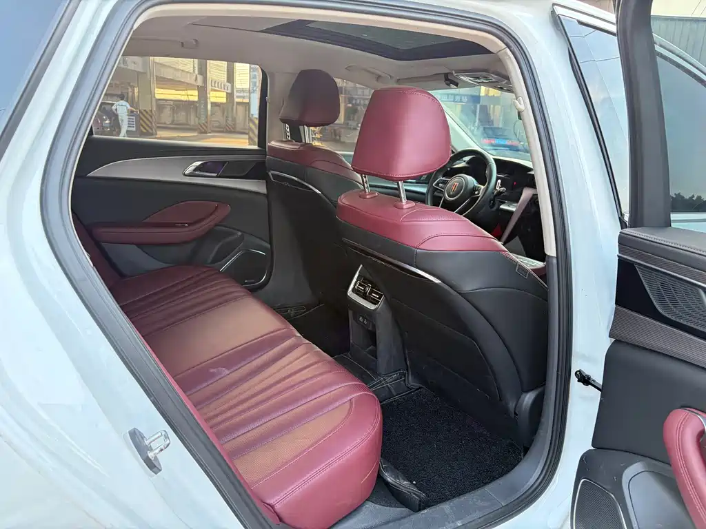 Hongqi Hongqi H5 — миниатюра 10