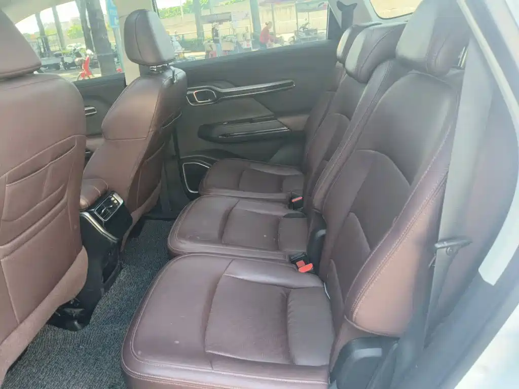 Geely Haoyue — миниатюра 15