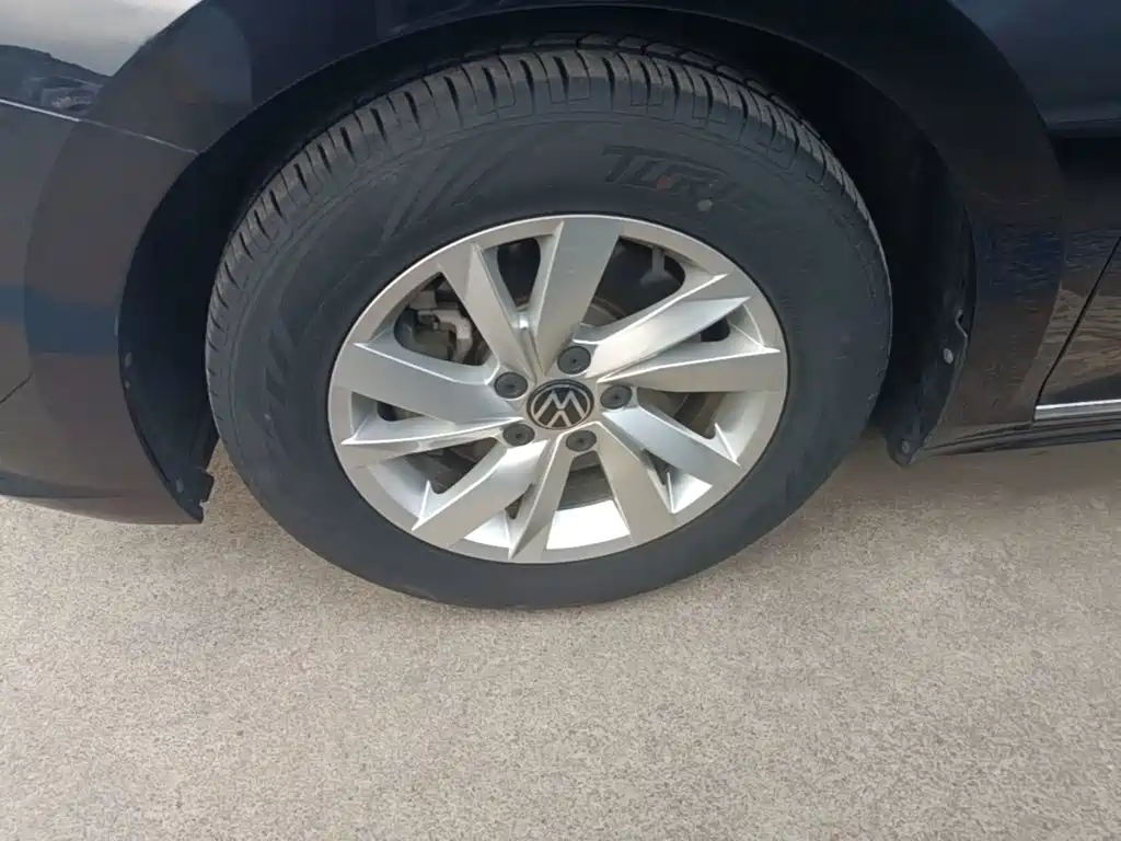 Volkswagen Passat — миниатюра 23