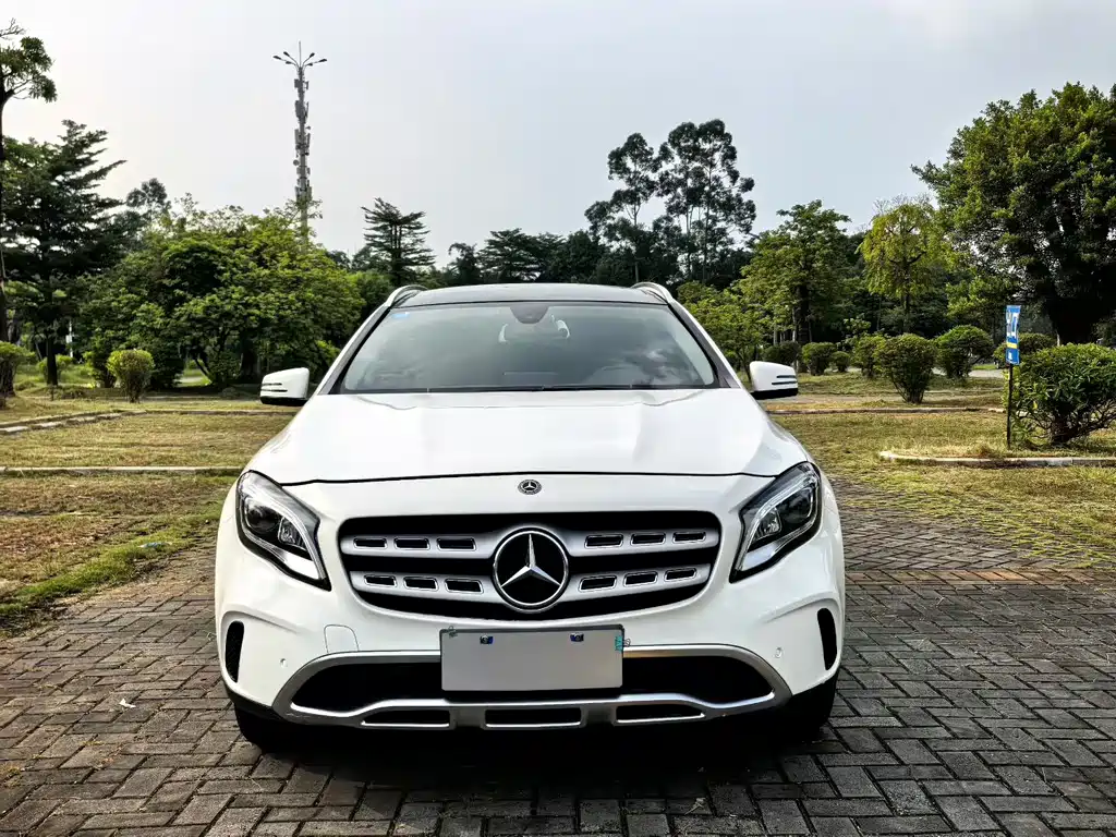 Mercedes-Benz GLA — миниатюра 2